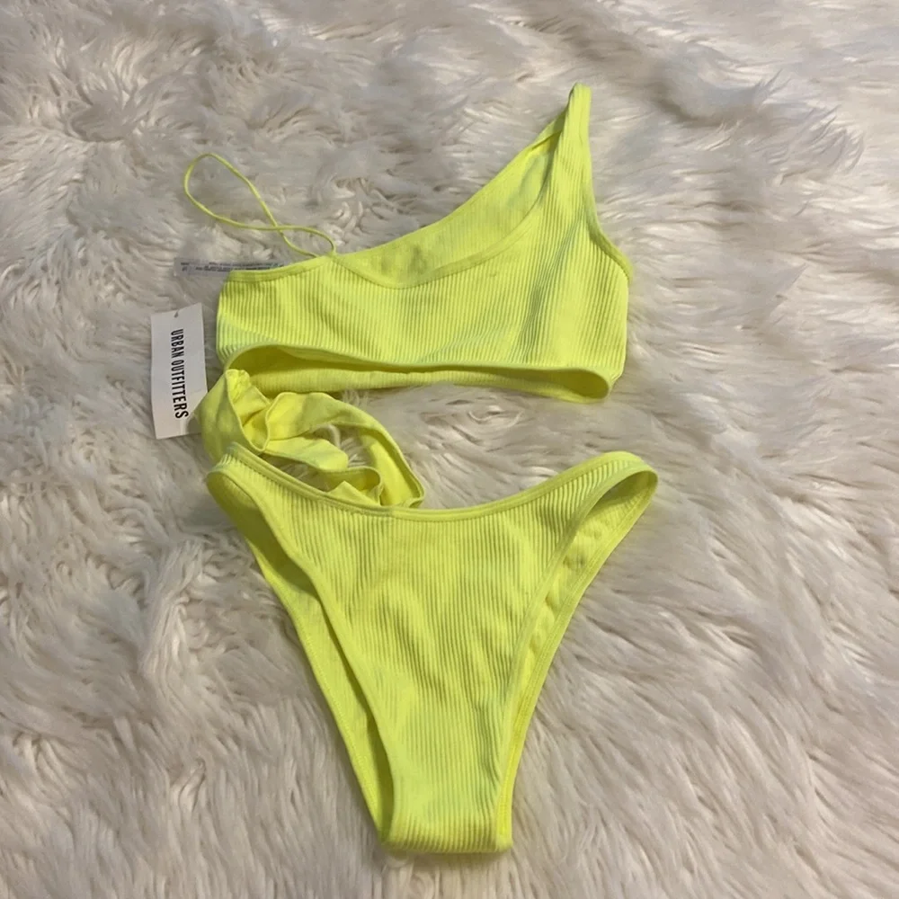 Urban Outfitters Swim size S brand new with tag please see all pictures - Picture 2 of 12